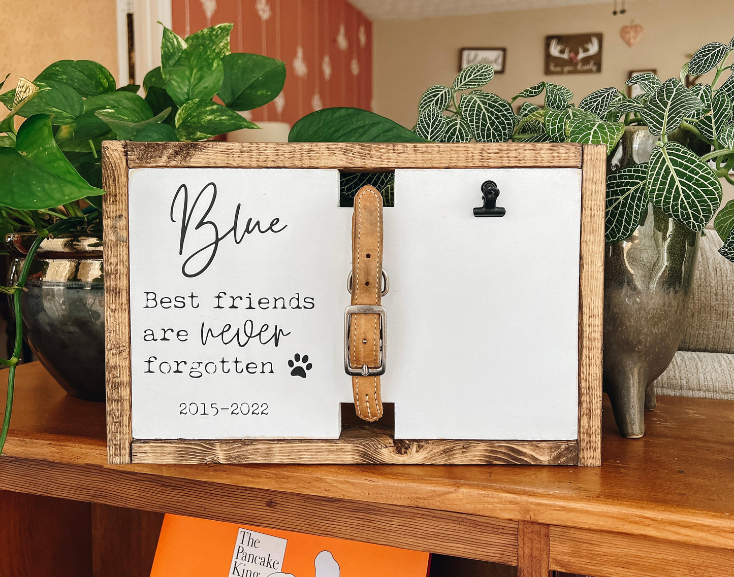 Pet Memorial | Personalized Dog Collar Holder | Loss of Dog | Pet Sympathy Gift | Rainbow Bridge Sign | Best Friends are Never Forgotten